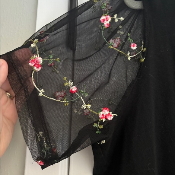 ASOS black tee embroidered sleeve top - Picture 1 of 3
